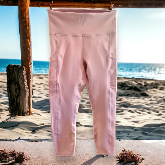 NEW Fabletics Rosebloom On-The-Go PowerHold® High-Waisted Capri Size Small - Picture 2 of 8